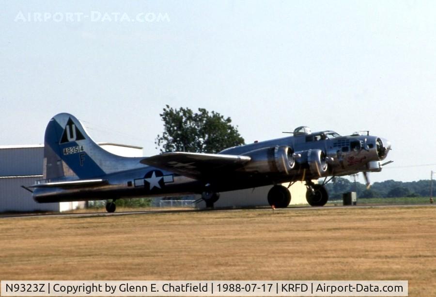 N9323Z, 1944 Boeing B-17G-85-DL Flying Fortress C/N 32155, Landing at an airshow - always photogenic