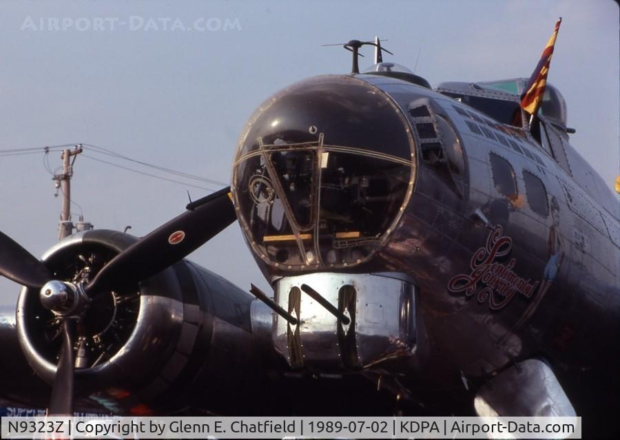 N9323Z, 1944 Boeing B-17G-85-DL Flying Fortress C/N 32155, Photogenic nose