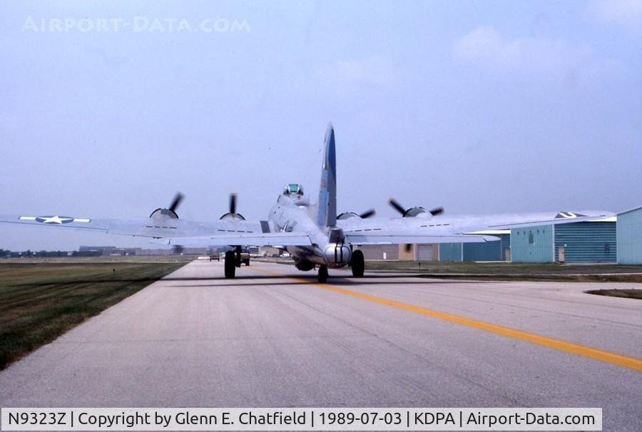 N9323Z, 1944 Boeing B-17G-85-DL Flying Fortress C/N 32155, Taxiing out for departure