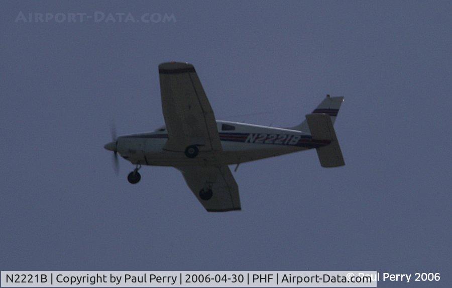 N2221B, 1978 Piper PA-28-181 C/N 28-7990128, Getting in some practice over Newport News