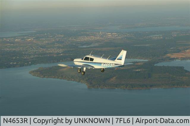 N4653R, 1966 Piper PA-28-140 C/N 28-21408, 4653R In Flight