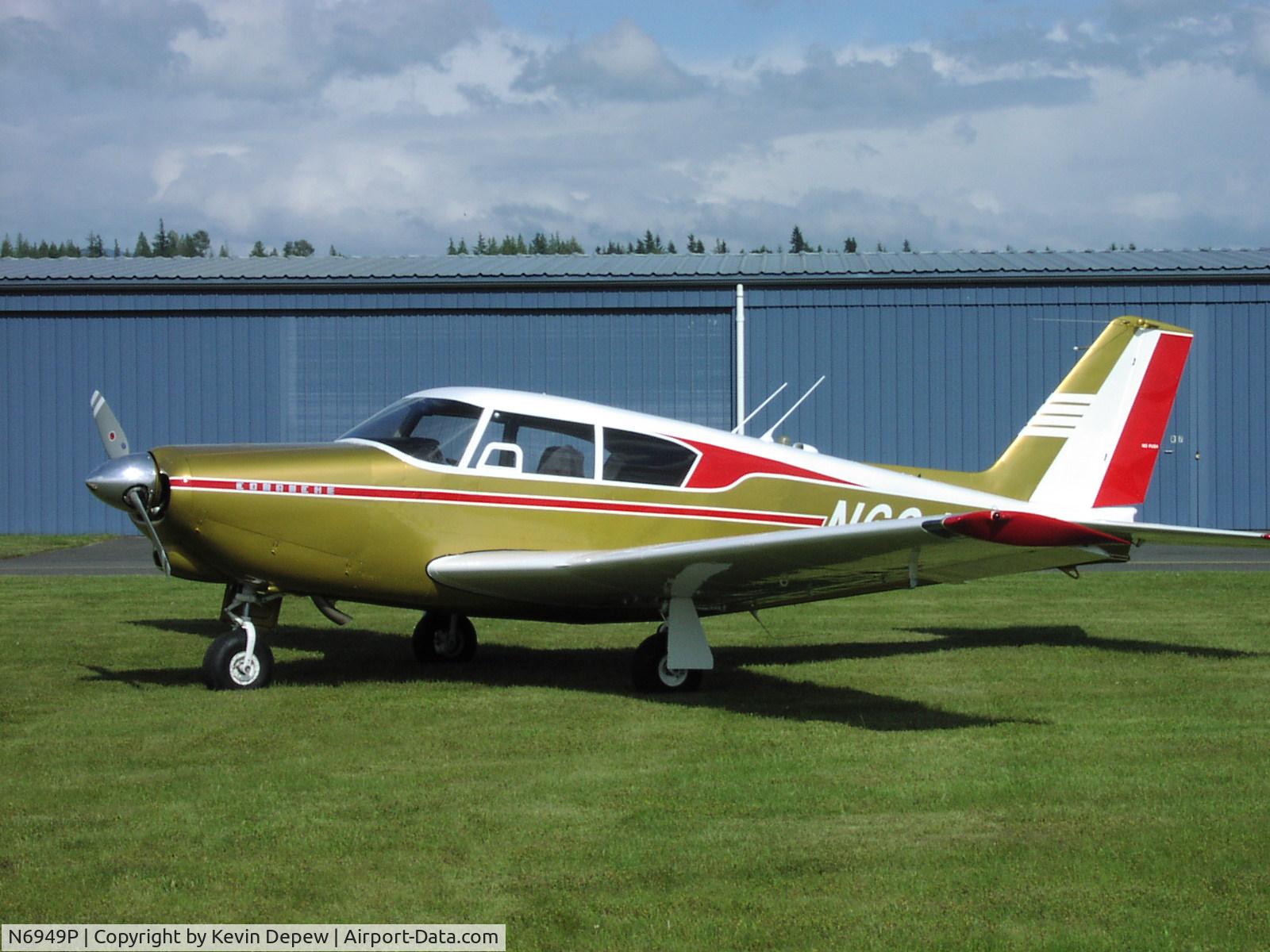 N6949P, 1960 Piper PA-24 Comanche C/N 24-2084, Comanche of the month