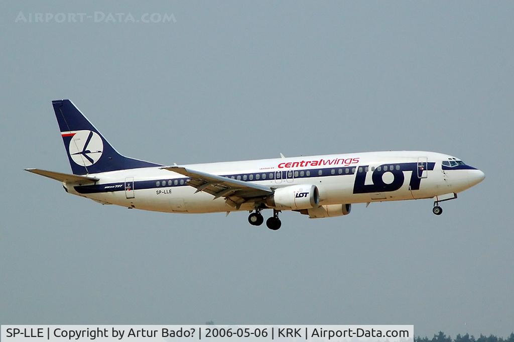 SP-LLE, 1996 Boeing 737-45D C/N 27914, Centralwings - landing on rwy 25