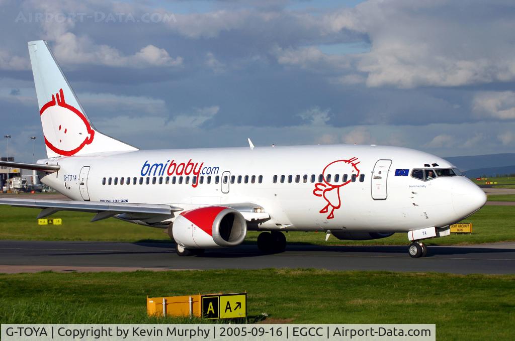 G-TOYA, 1994 Boeing 737-3Q8 C/N 26310, Drifting pass the viewing mound at Manchester.