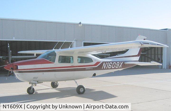 N1609X, 1975 Cessna 210L Centurion C/N 21060645, Cessna 210L