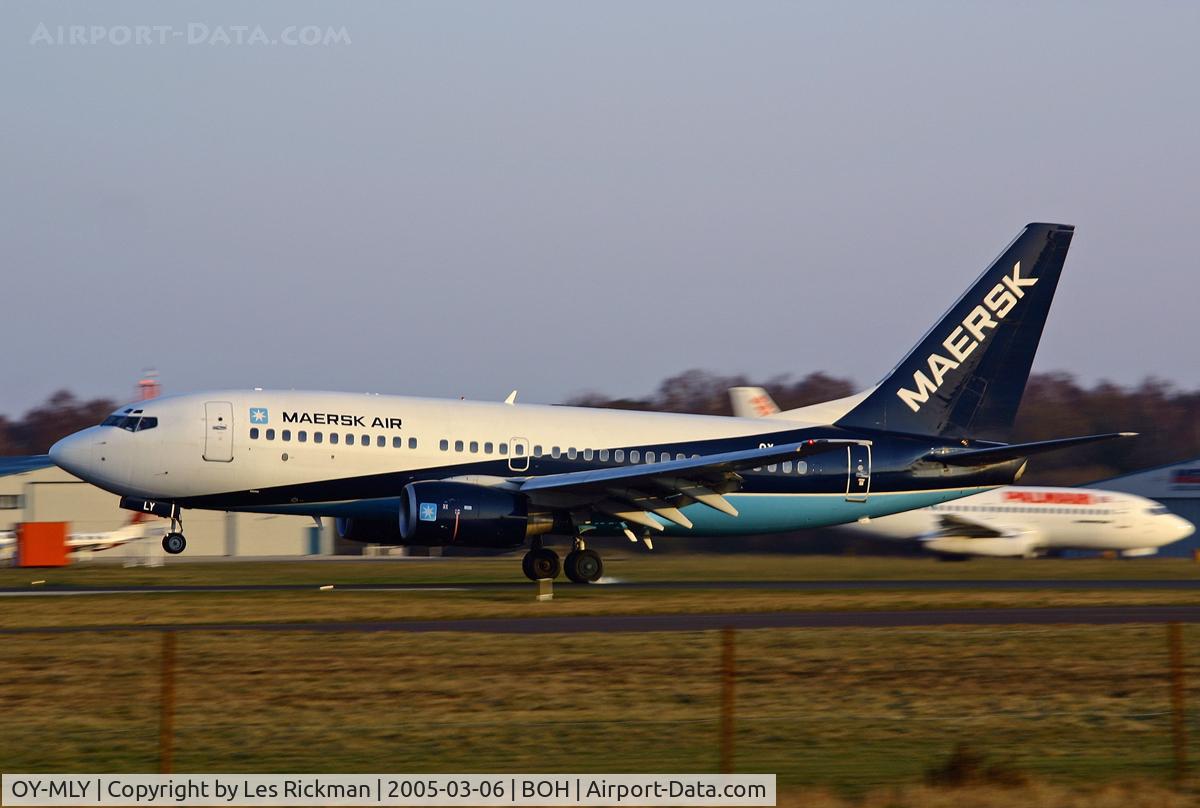OY-MLY, 1998 Boeing 737-73S C/N 29076, Boeing 737-73S