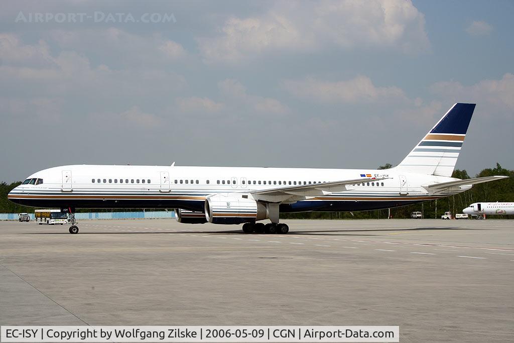 EC-ISY, 1993 Boeing 757-256 C/N 26241, visitor