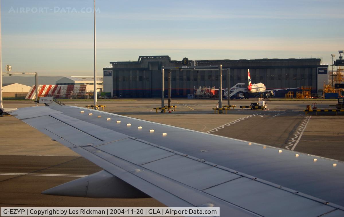 G-EZYP, 1999 Boeing 737-33V C/N 29340, Boeing 737 33V