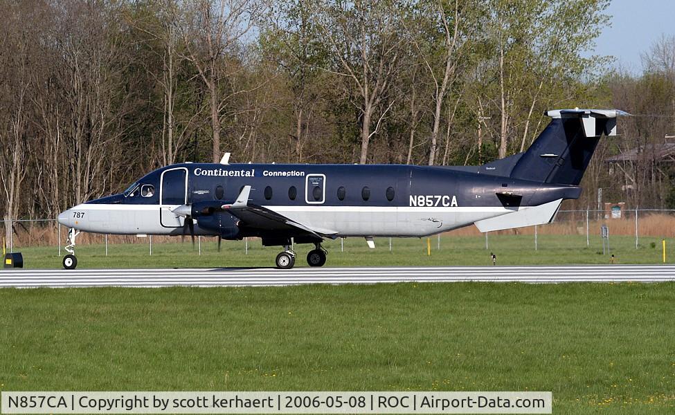 N857CA, 2000 Raytheon Aircraft Company 1900D C/N UE-403, taking off rw 4