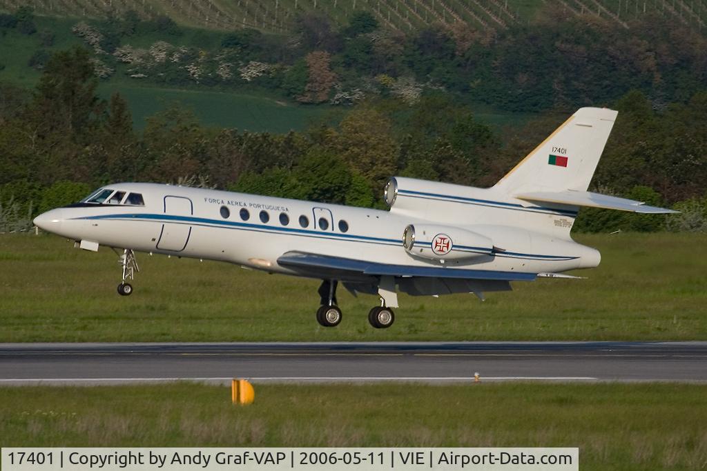 17401, 1988 Dassault Falcon 50 C/N 195, Final RWY34
