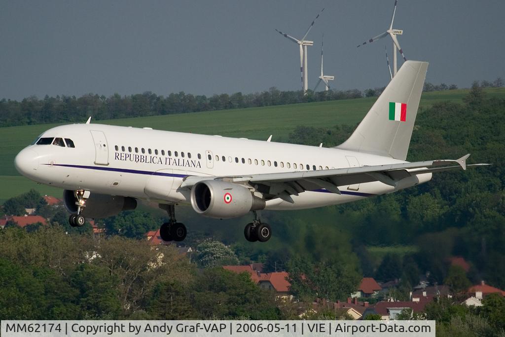 MM62174, 2000 Airbus ACJ319 (A319-115/CJ) C/N 1157, Final RWY34.