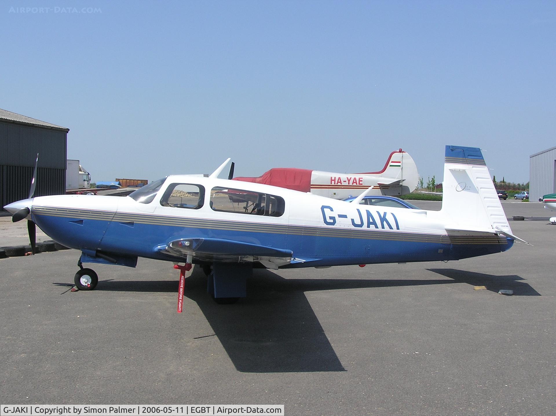 G-JAKI, 1994 Mooney M20R Ovation C/N 29-0030, Sleek looking Mooney Ovation in spring sunshine
