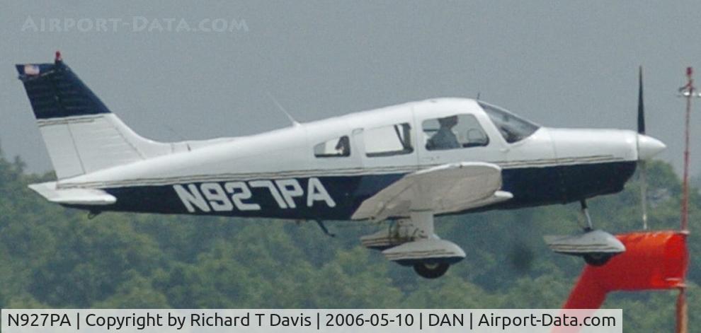 N927PA, 1977 Piper PA-28-161 C/N 28-7716082, 1977 Piper PA-28-161 takes off from Danville Va. as seen through the rising heat.