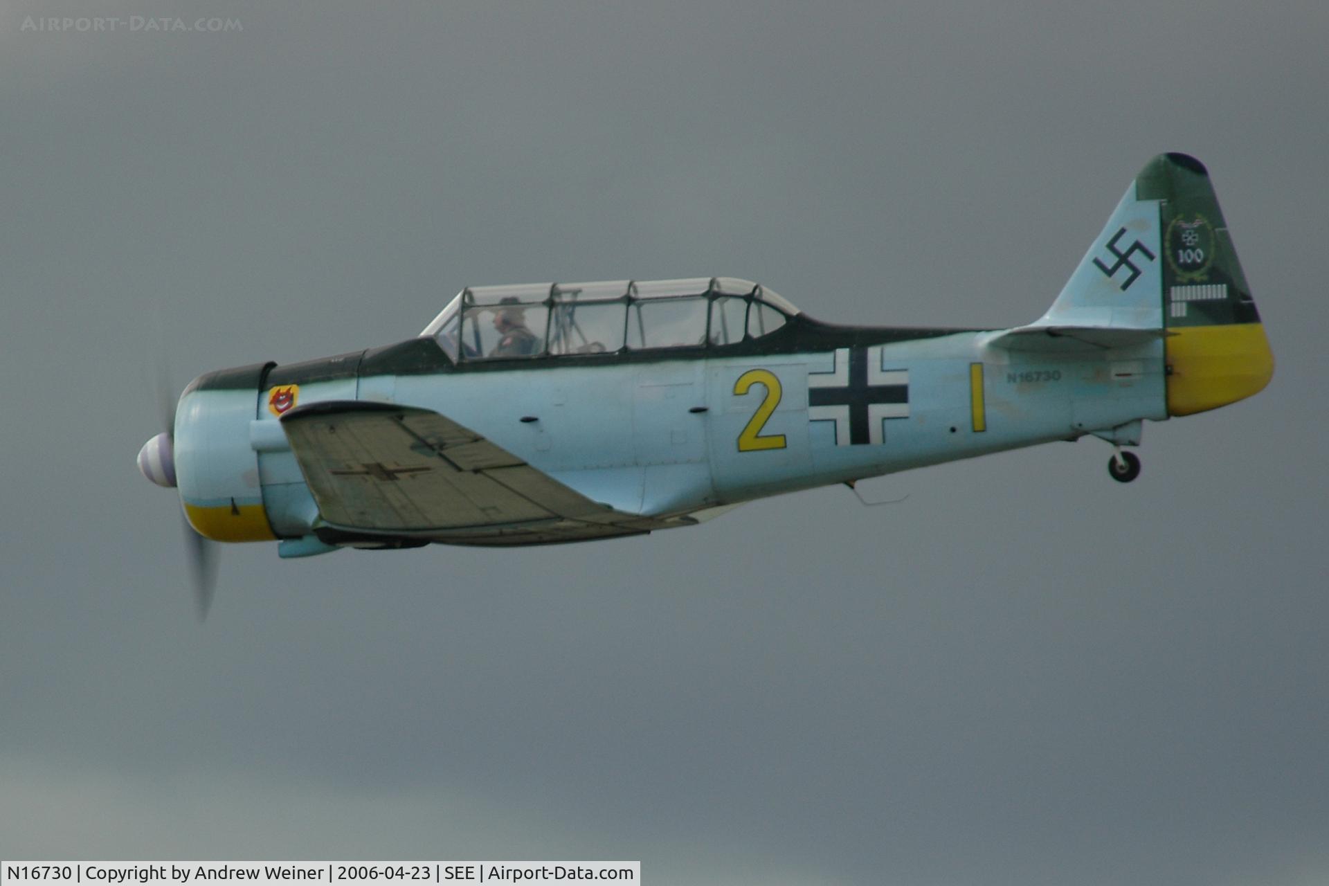 N16730, 1941 North American AT-6C C/N 75-3473, N16730 @ Wings Over Gillespie