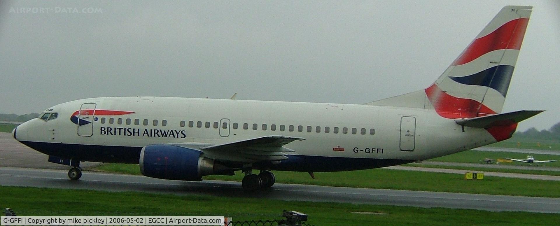 G-GFFI, 1995 Boeing 737-528 C/N 27425, heavy rain