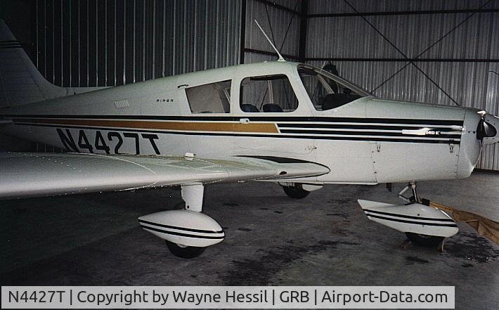 N4427T, 1972 Piper PA-28-140 C/N 28-7225171, 1993 Photo. Green Bay WI