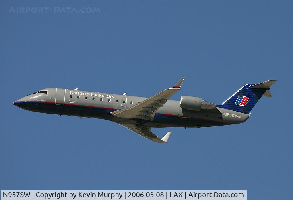 N957SW, 2003 Bombardier CRJ-200LR (CL-600-2B19) C/N 7829, Nice looking bird