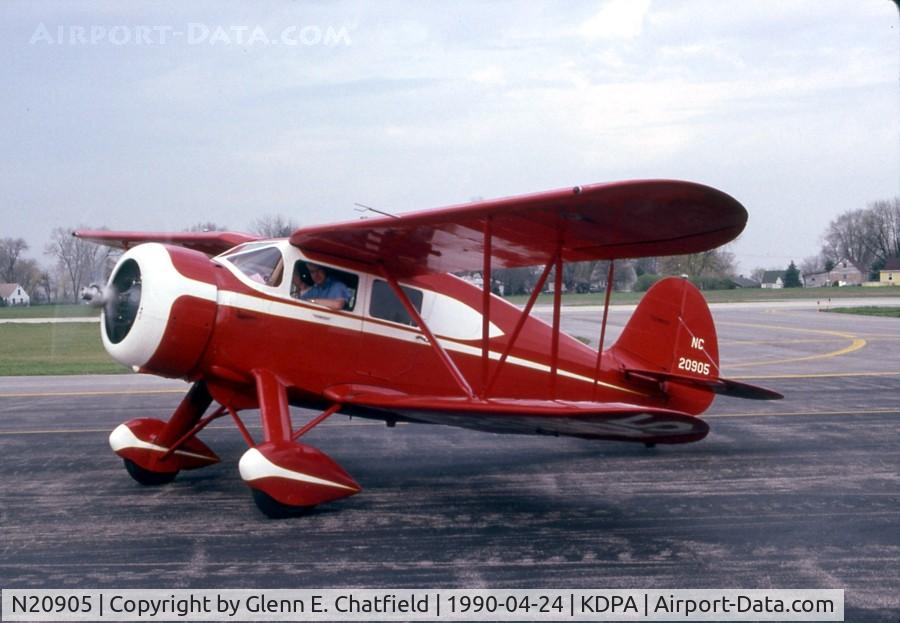 N20905, 1939 Waco YKS-7 C/N 5222, Pulling into the ramp