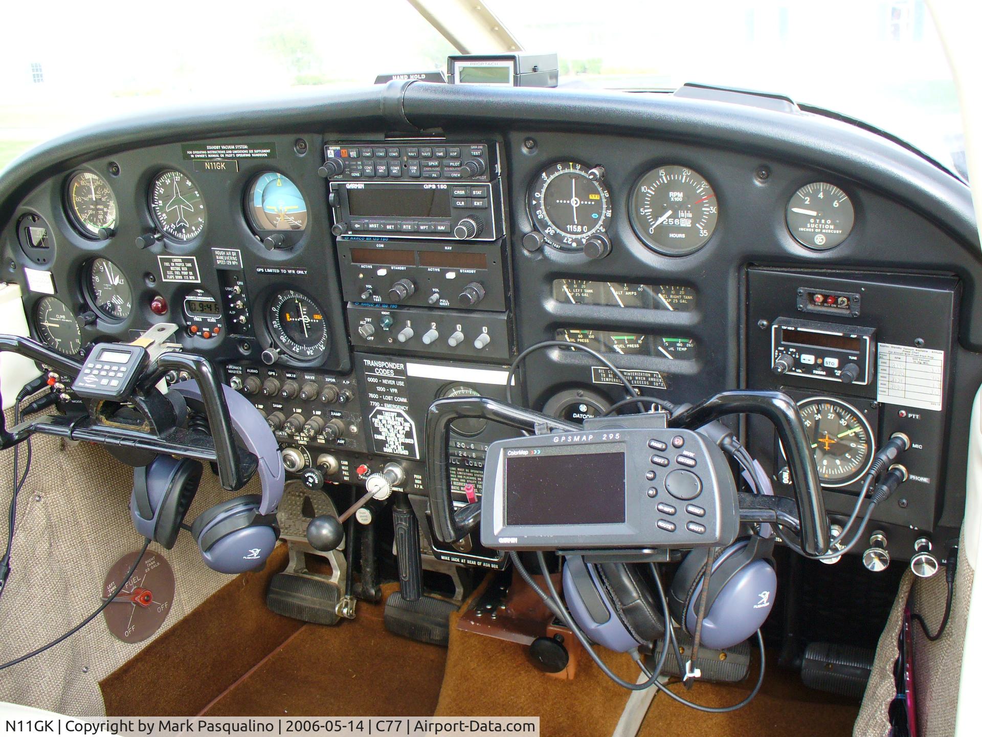 N11GK, 1967 Piper PA-28-140 C/N 28-23403, PA-28-140