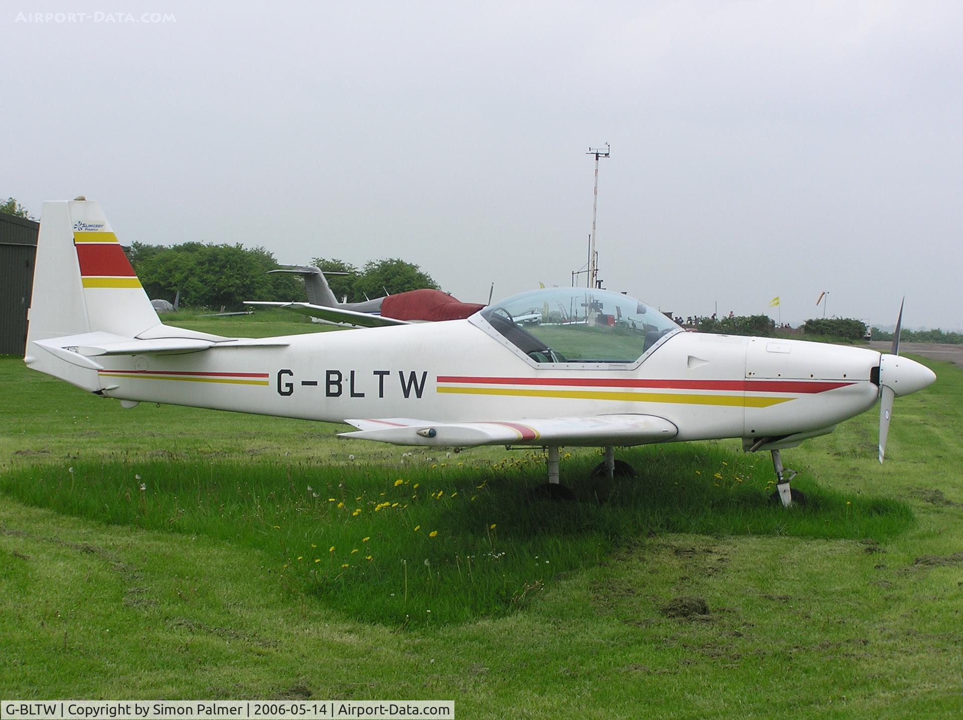 G-BLTW, 1985 Slingsby T-67M Firefly Mk2 C/N 2026, Slingsby T67B Firefly at Hinton