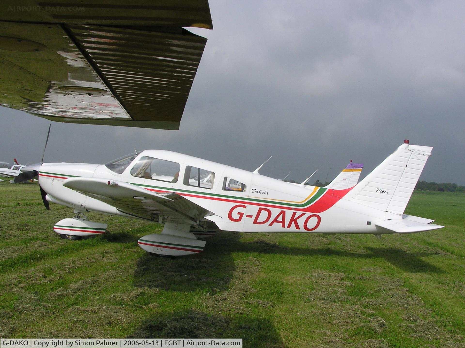 G-DAKO, 1979 Piper PA-28-236 Dakota C/N 28-7911187, Piper Dakota at Turweston