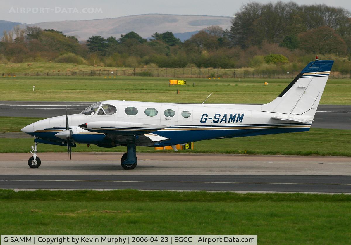 G-SAMM, 1979 Cessna 340A C/N 340A-0742, Passing the viewing having just landed.
