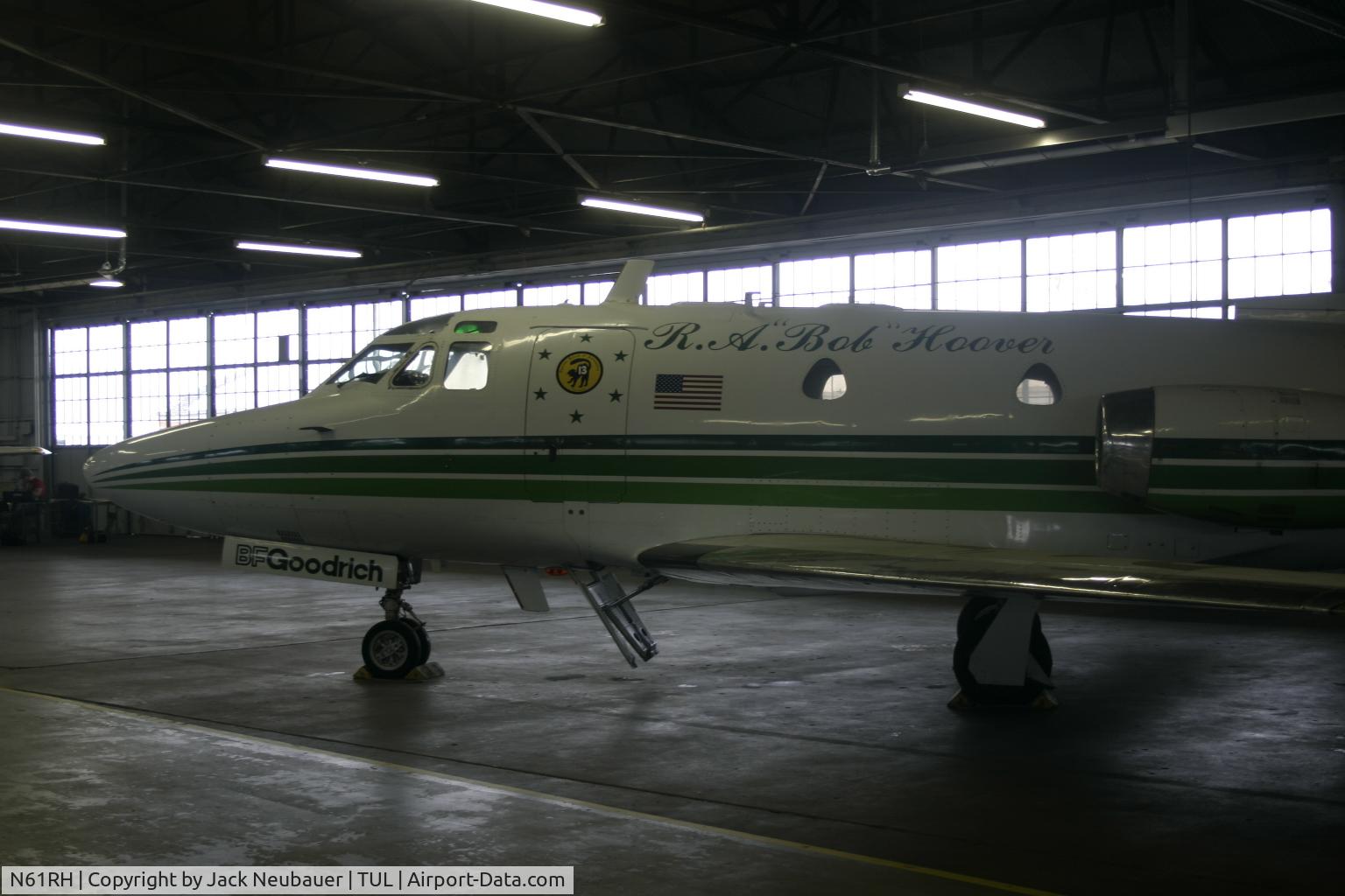 N61RH, 1965 North American NA-265-40 Sabreliner C/N 282-27, Sabreliner