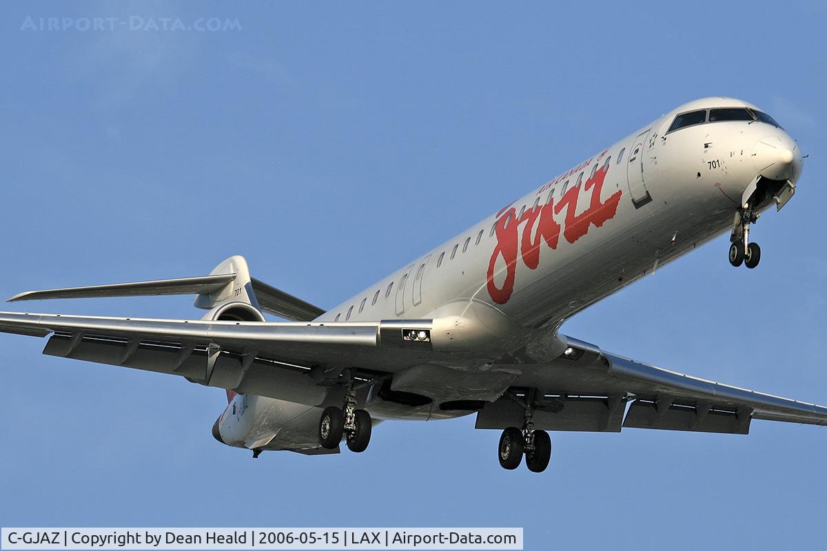 C-GJAZ, 2005 Canadair CRJ-705ER (CL-600-2D15) Regional Jet C/N 15036, Air Canada Jazz C-GJAZ (FLT JZA8529), originating from Edmonton Int'l (CYEG), on final approach to LAX RWY 24R.