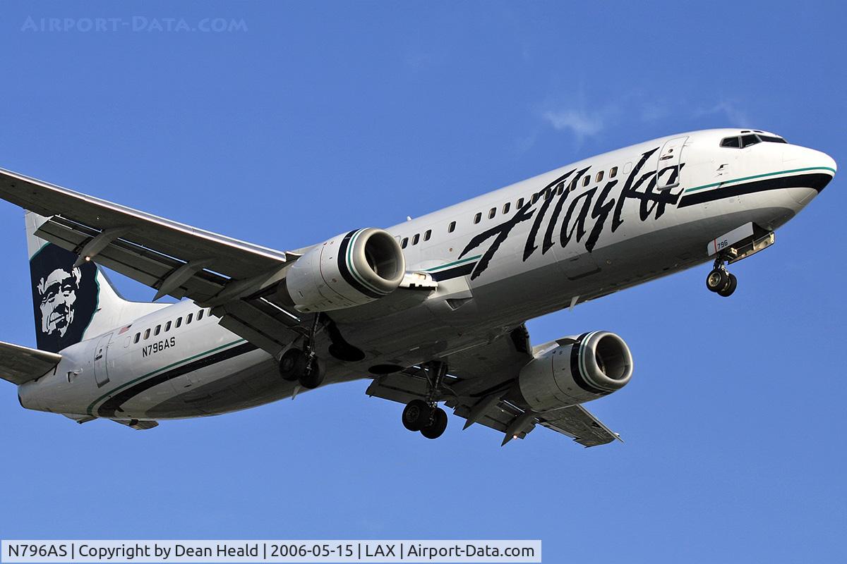 N796AS, 1998 Boeing 737-490 C/N 28891, Alaska Airlines N796AS (FLT ASA692) from Vancouver Int'l (CYVR) arriving on RWY 24R.