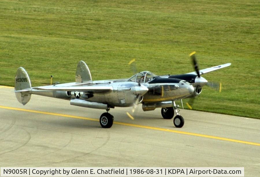 N9005R, 1944 Lockheed P-38M C/N 44-53095, Well-known among the airshow circuit, this was when it was owned by Bill Ross