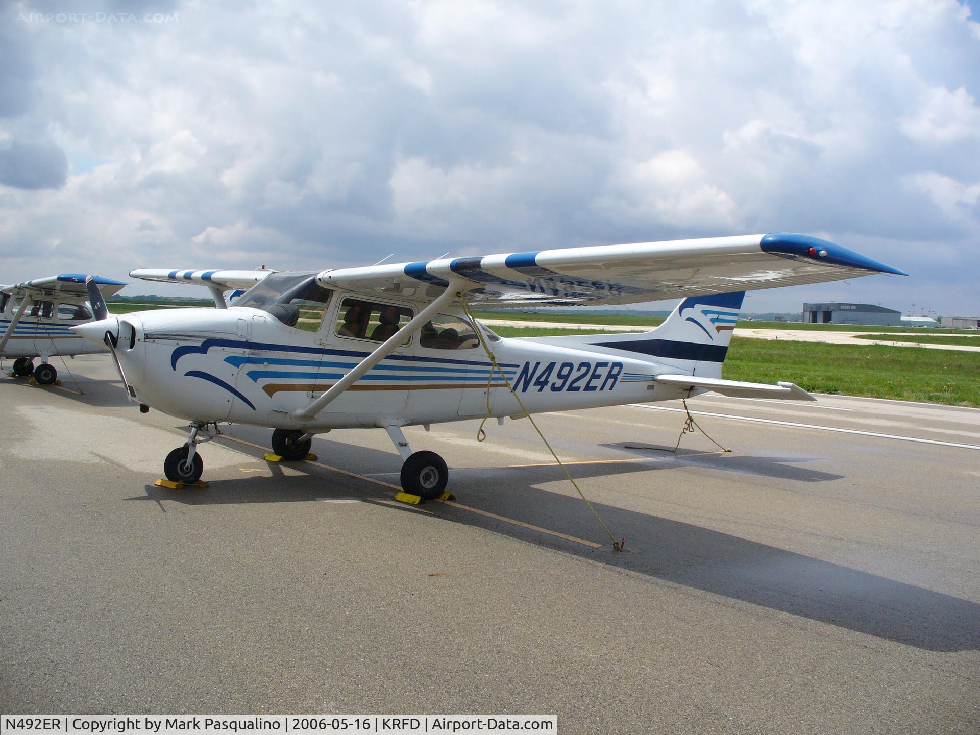 N492ER, Cessna 172S C/N 172S8946, Cessna 172S