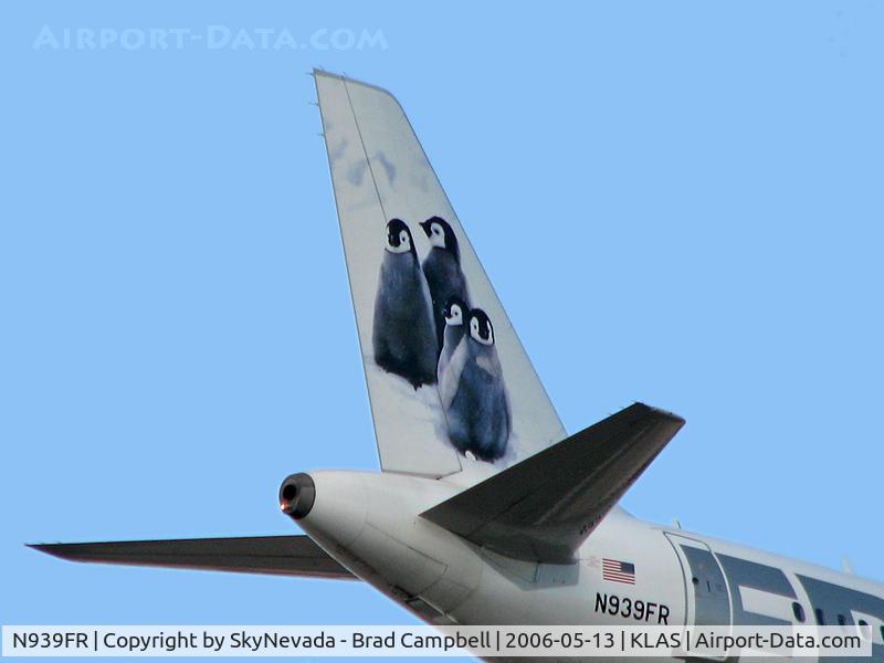 N939FR, 2005 Airbus A319-111 C/N 2448, Frontier Airlines - 'Penguins' / 2005 Airbus A319-111