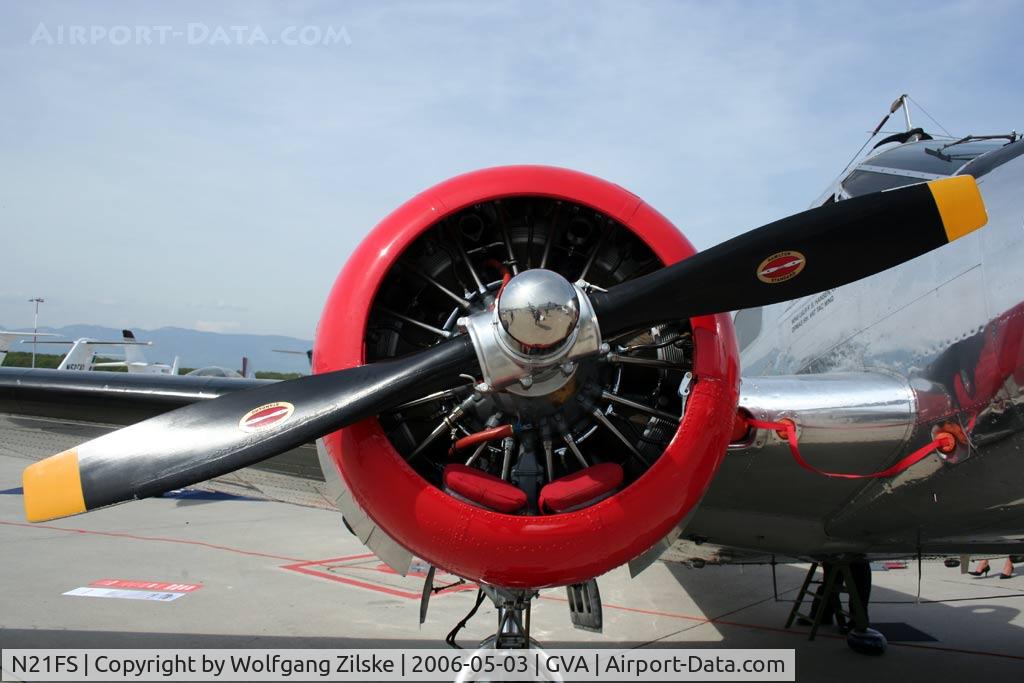 N21FS, 1952 Beech Expeditor 3NM C/N CA-138, static display