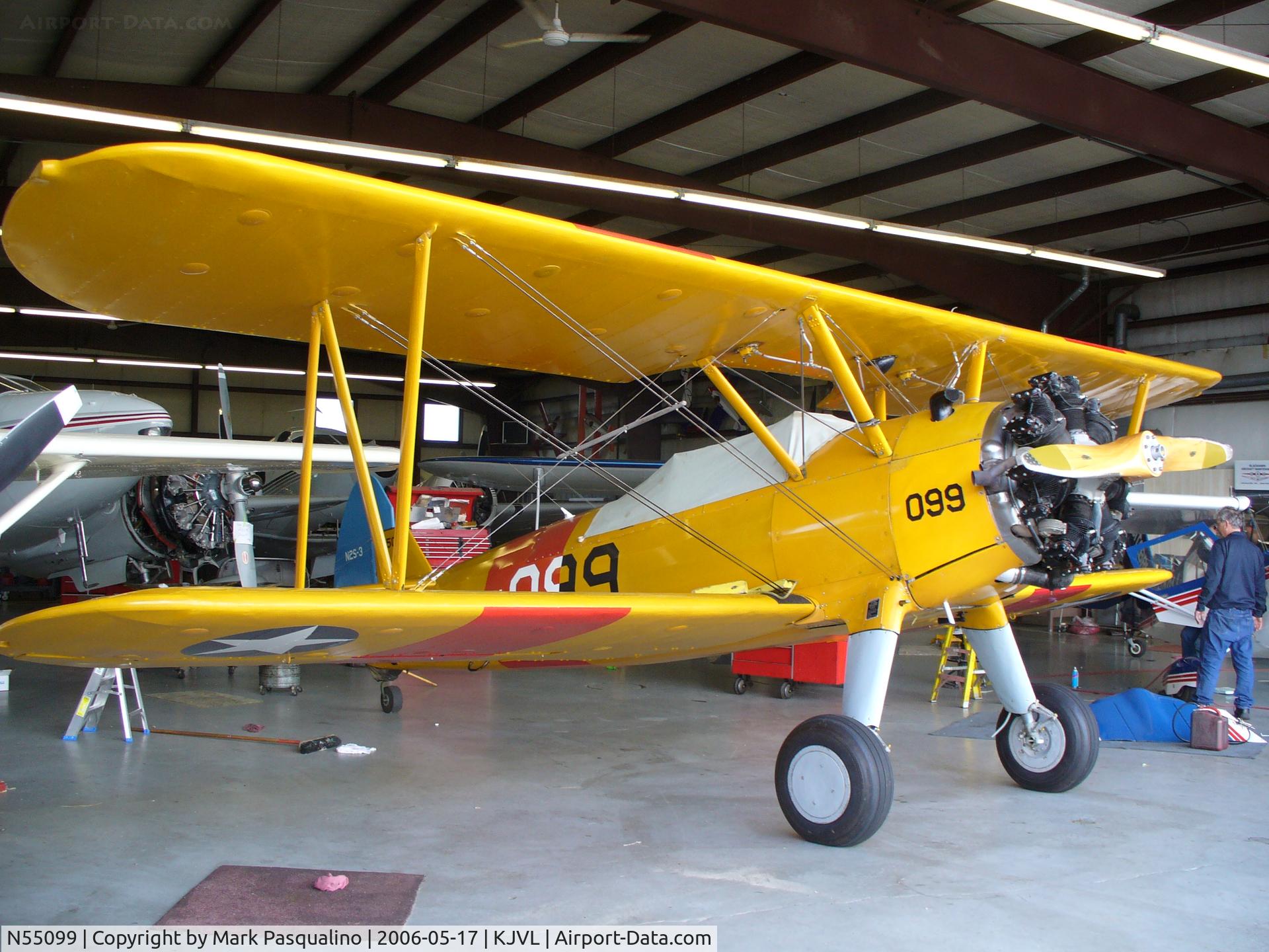 N55099, 1940 Boeing IB75A C/N 75-230, Stearman