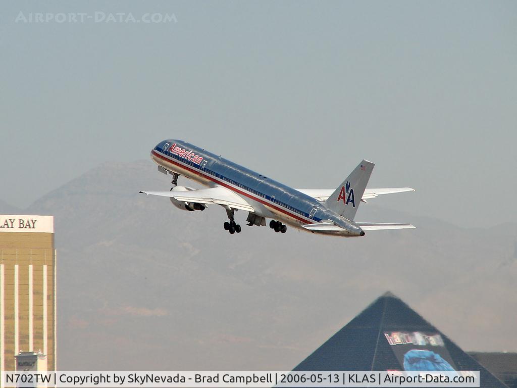 N702TW, 1996 Boeing 757-2Q8 C/N 28162, American Airlines / 1996 Boeing 757-2Q8