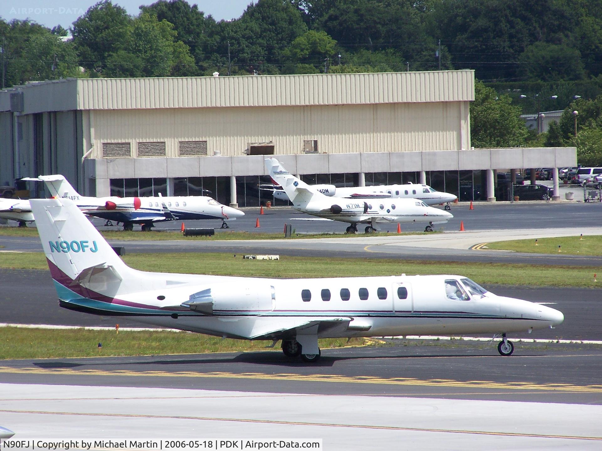 N90FJ, 1985 Cessna S550 Citation IIS C/N S550-0065, Taxing to 20L