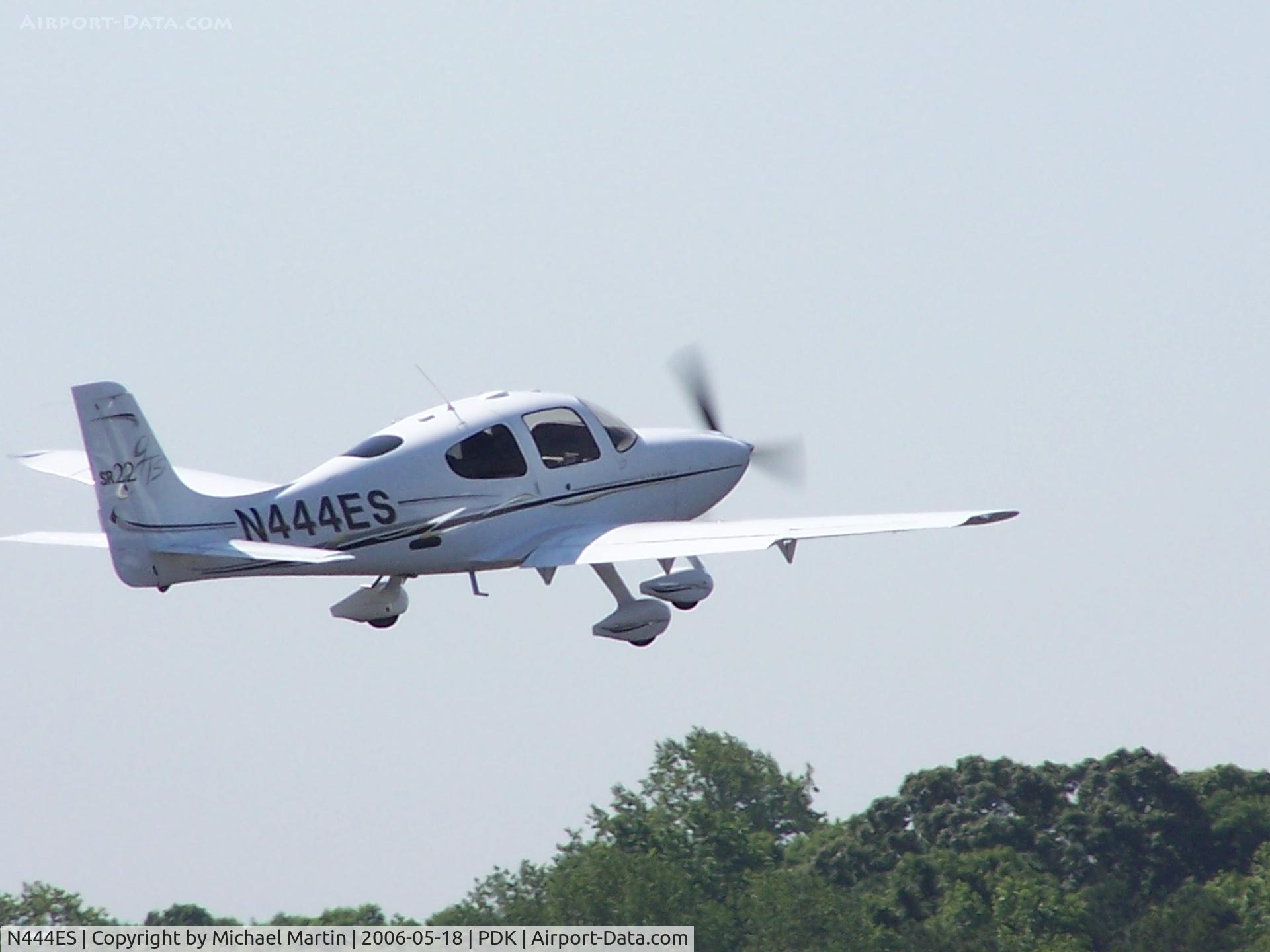N444ES, 2005 Cirrus SR22 GTS C/N 1714, Departing 20R