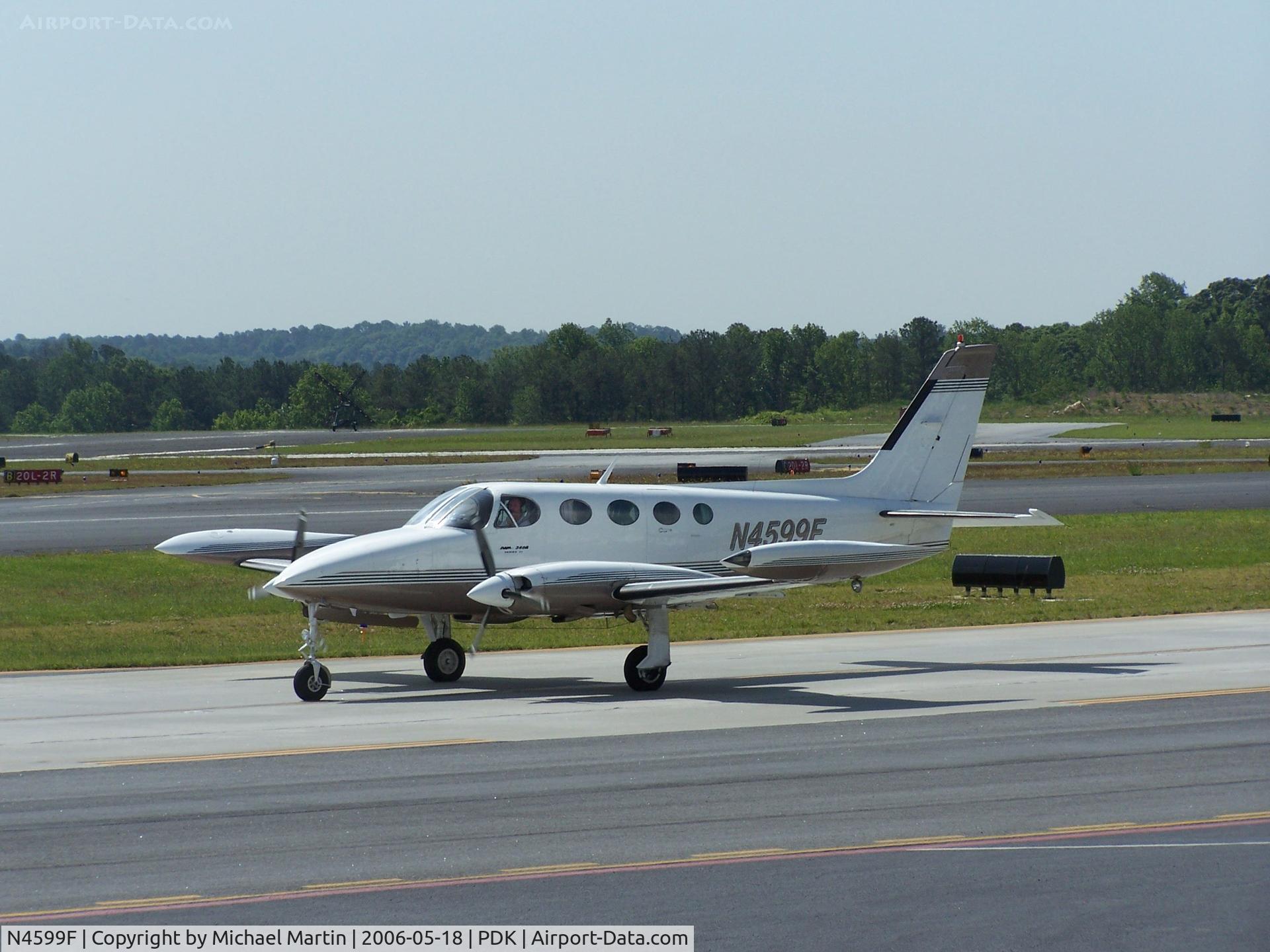 N4599F, 1979 Cessna 340A C/N 340A0652, Taxing from Signature Air