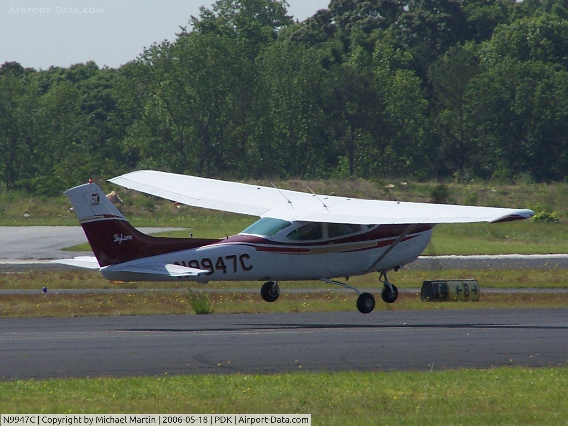 N9947C, 1978 Cessna R182 Skylane RG C/N R18200489, Taking off from 20R in strong winds