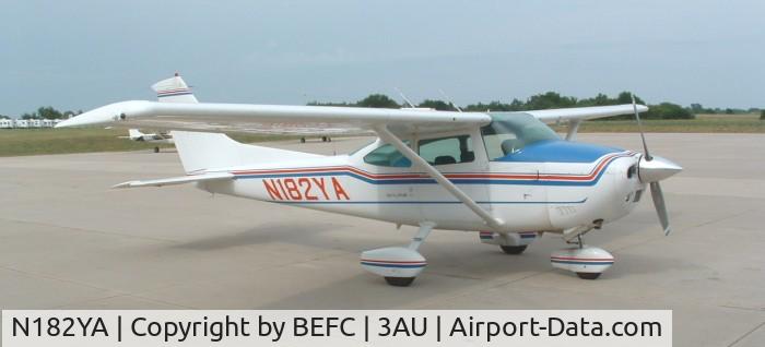 N182YA, 1976 Cessna 182P Skylane C/N 18264643, N182YA 182P