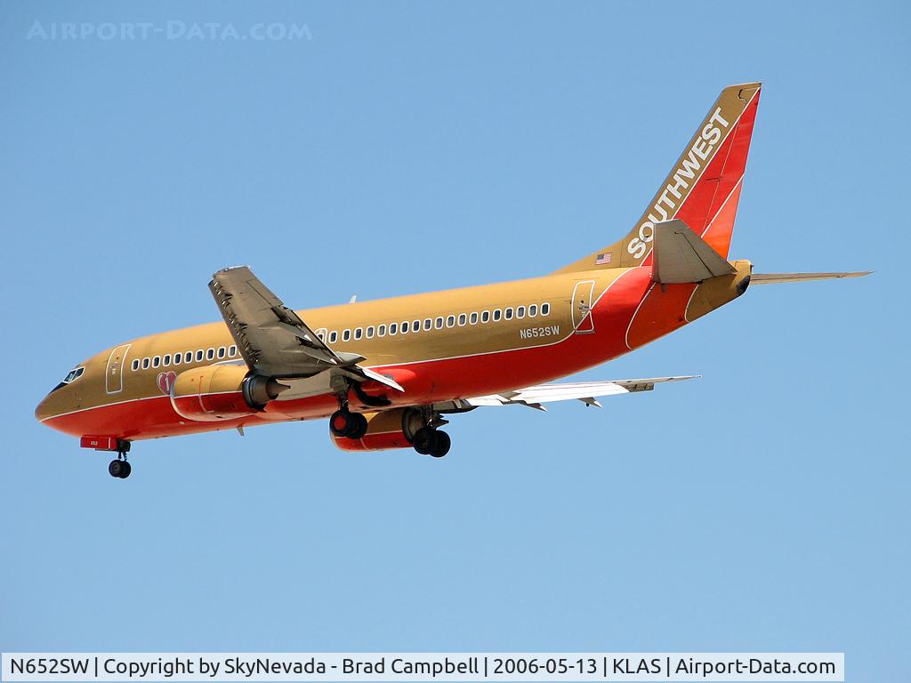 N652SW, 1997 Boeing 737-3H4 C/N 27722, Southwest Airlines / 1997 Boeing 737-3H4