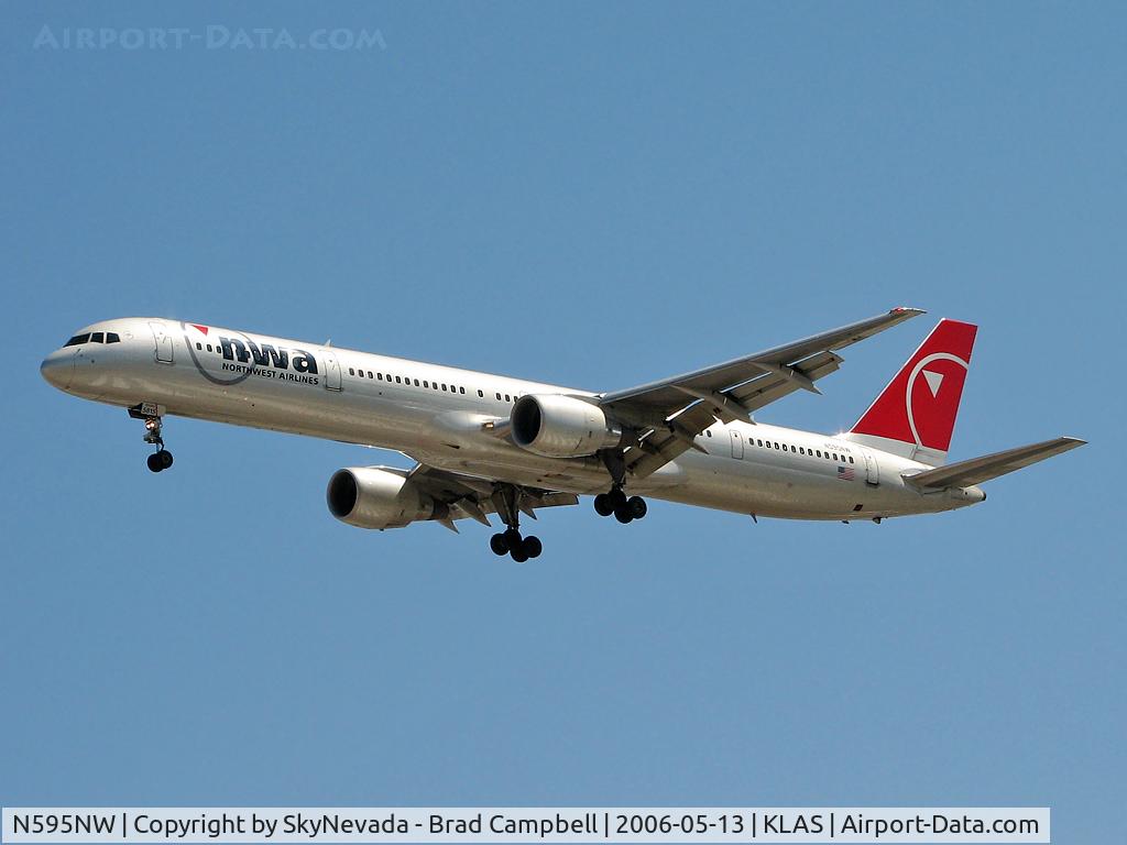 N595NW, 2003 Boeing 757-351 C/N 32995, Northwest Airlines / 2003 Boeing 757-351