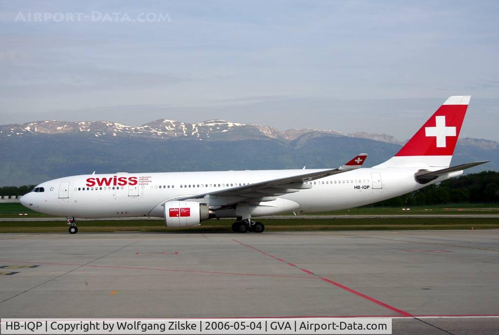 HB-IQP, 2001 Airbus A330-223 C/N 366, visitor