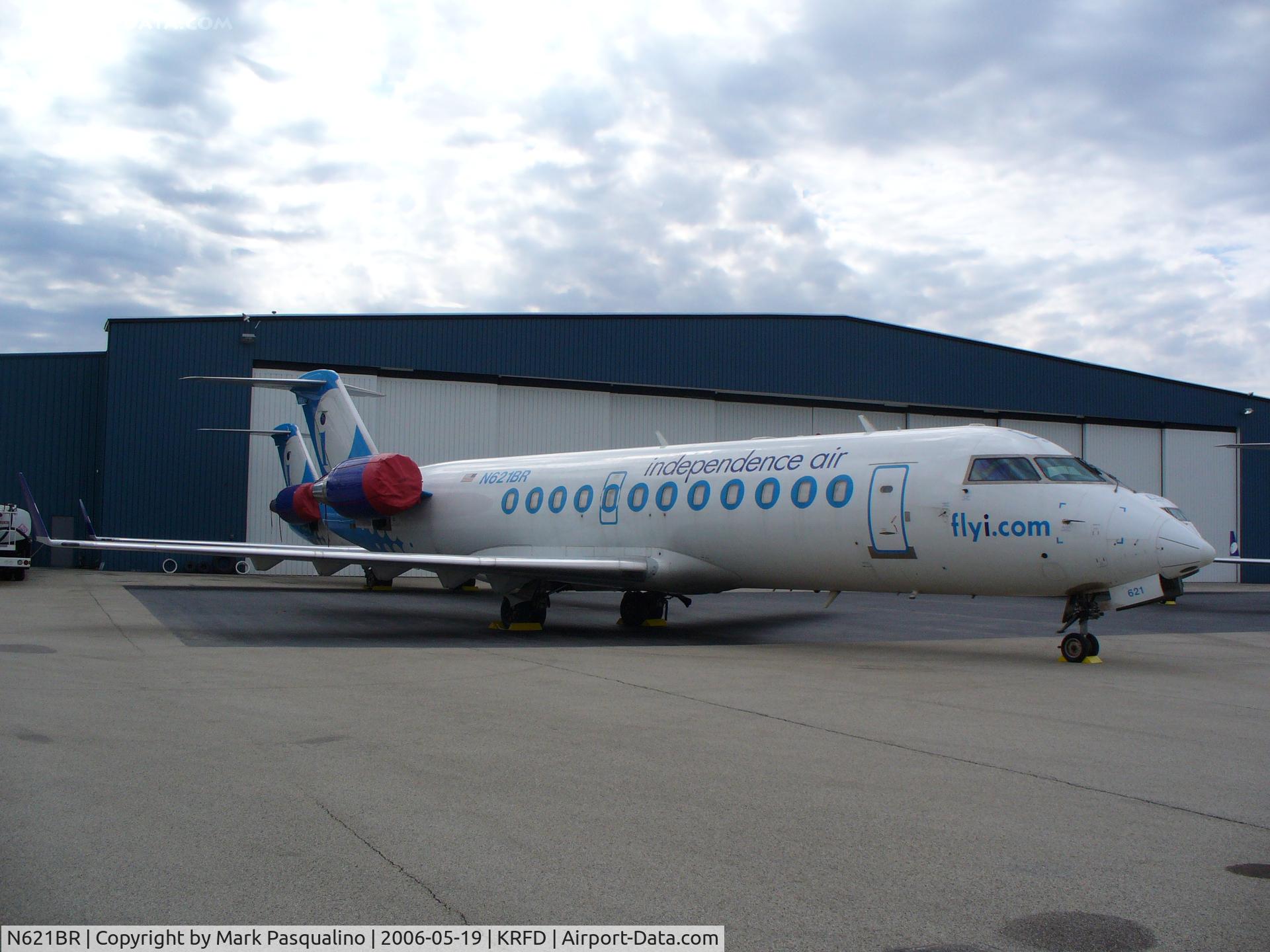 N621BR, 1997 Canadair CRJ-200ER (CL-600-2B19) C/N 7186, CL-600-2B19