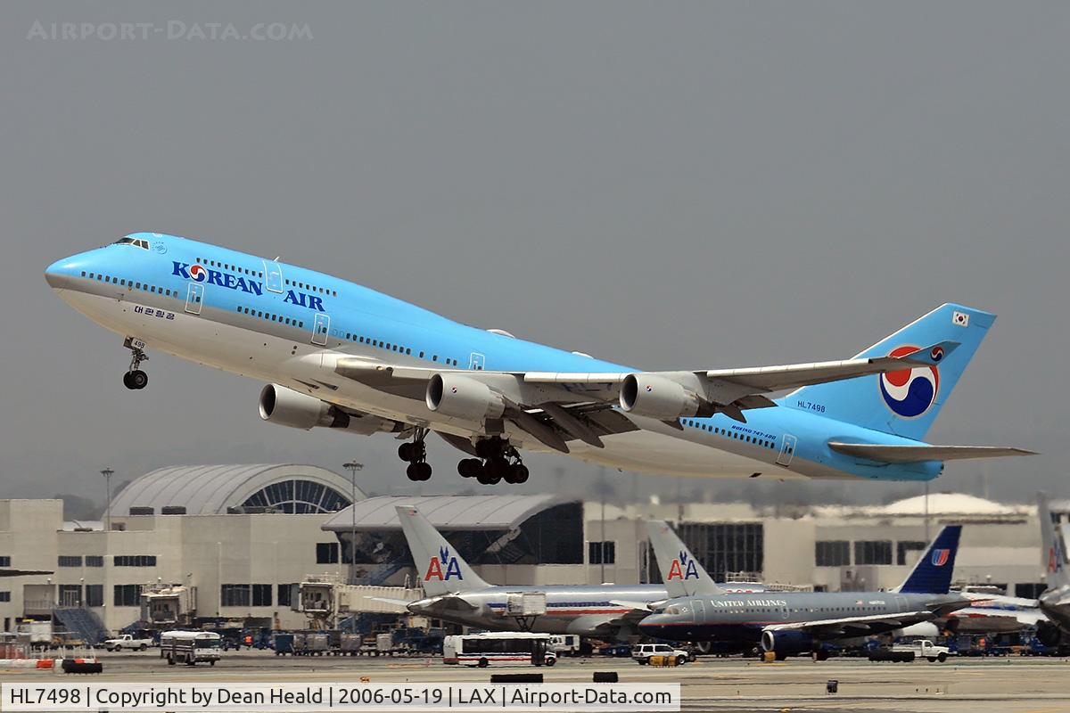 HL7498, 1996 Boeing 747-4B5 C/N 26402, Korean Air HL7490 (747-4B5) -FLT KAL18 - departing LAX RWY 25R enroute to Seoul, Korea (Incheon International Airport - RKSI).