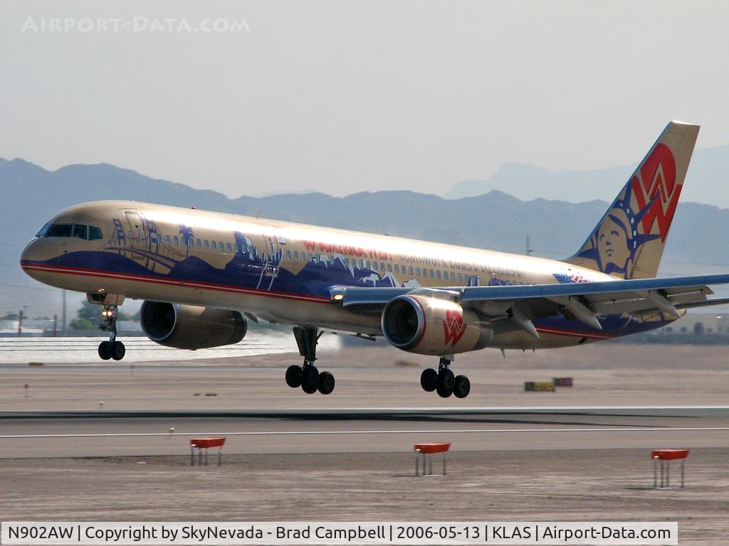 N902AW, 1985 Boeing 757-2S7 C/N 23322, America West - 'Teamwork Coast to Coast' / 1985 Boeing 757-2S7 / The lighting was all off - what a rip!