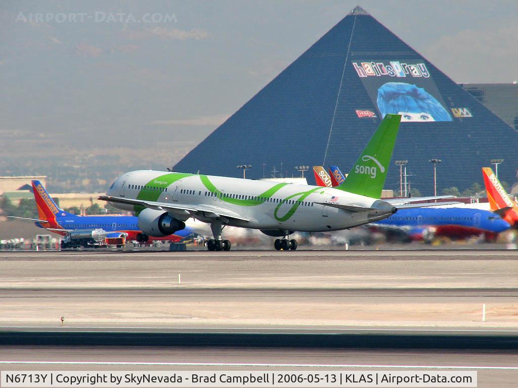 N6713Y, 2000 Boeing 757-232 C/N 30777, Song Airlines / 2000 Boeing 757-232