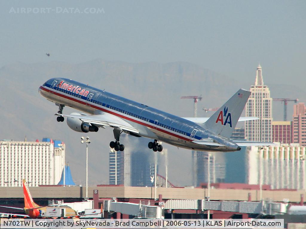 N702TW, 1996 Boeing 757-2Q8 C/N 28162, American Airlines / 1996 Boeing 757-2Q8