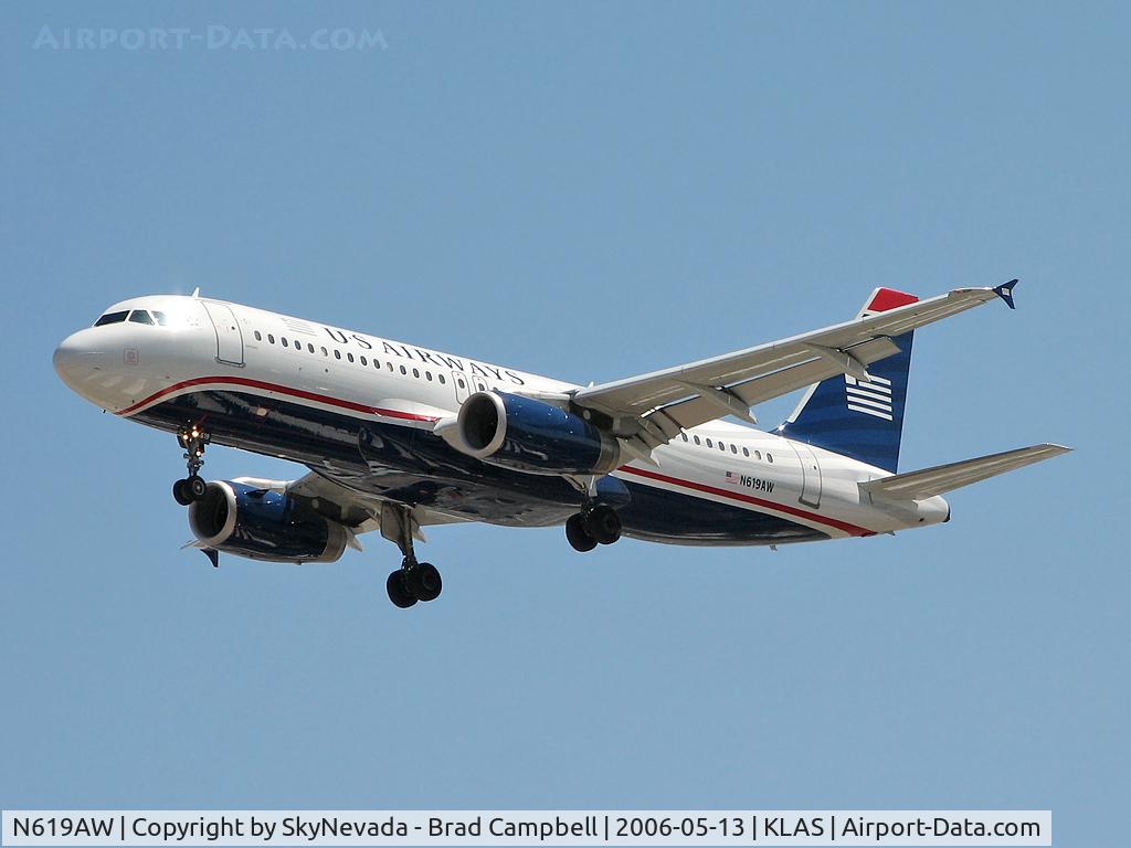 N619AW, 1995 Airbus A320-232 C/N 527, US Airways / 1995 Airbus Industrie A320-232 / Now in new colors!