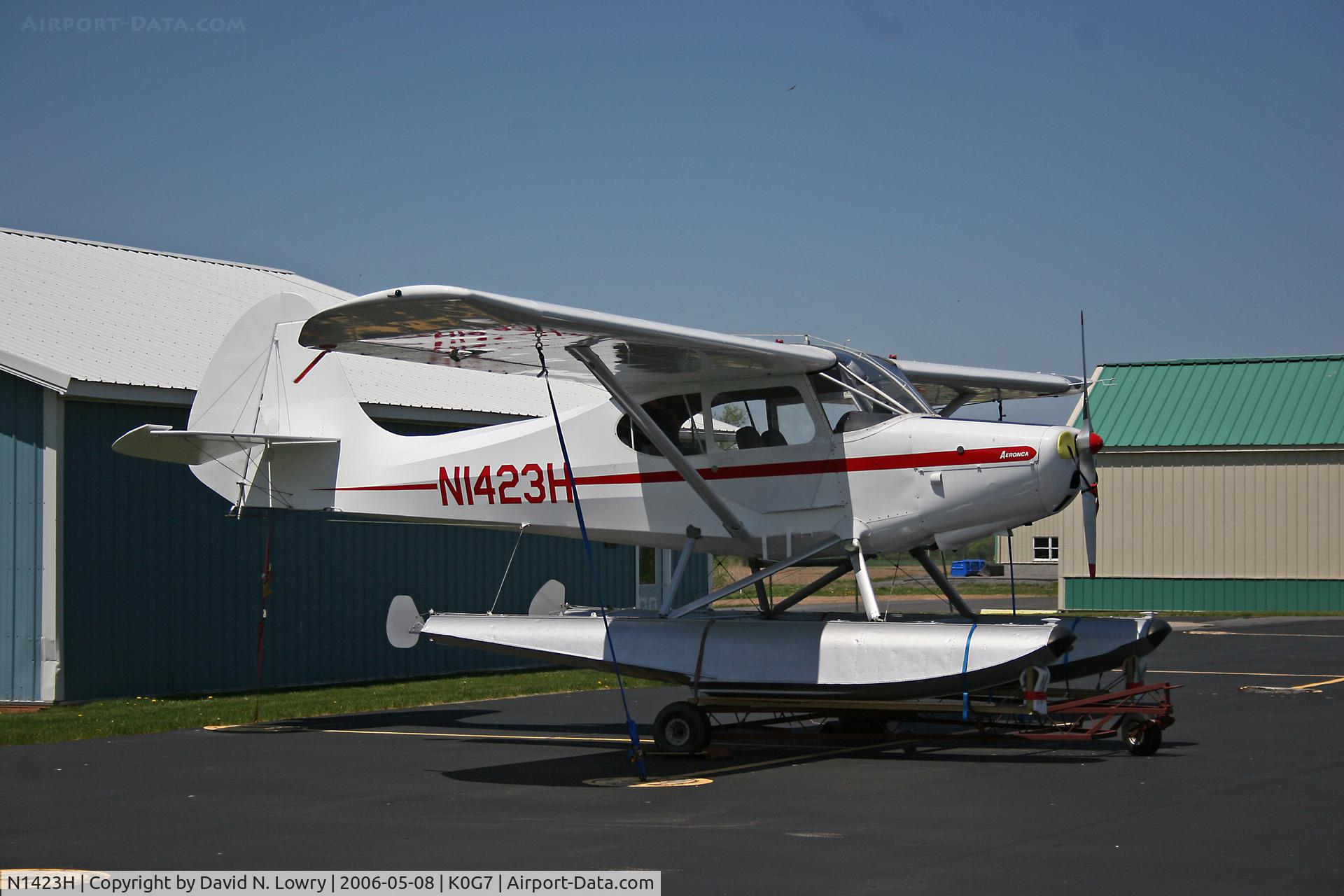 N1423H, 1950 Aeronca 15AC Sedan C/N 15AC-485, N1423H at K0G7.